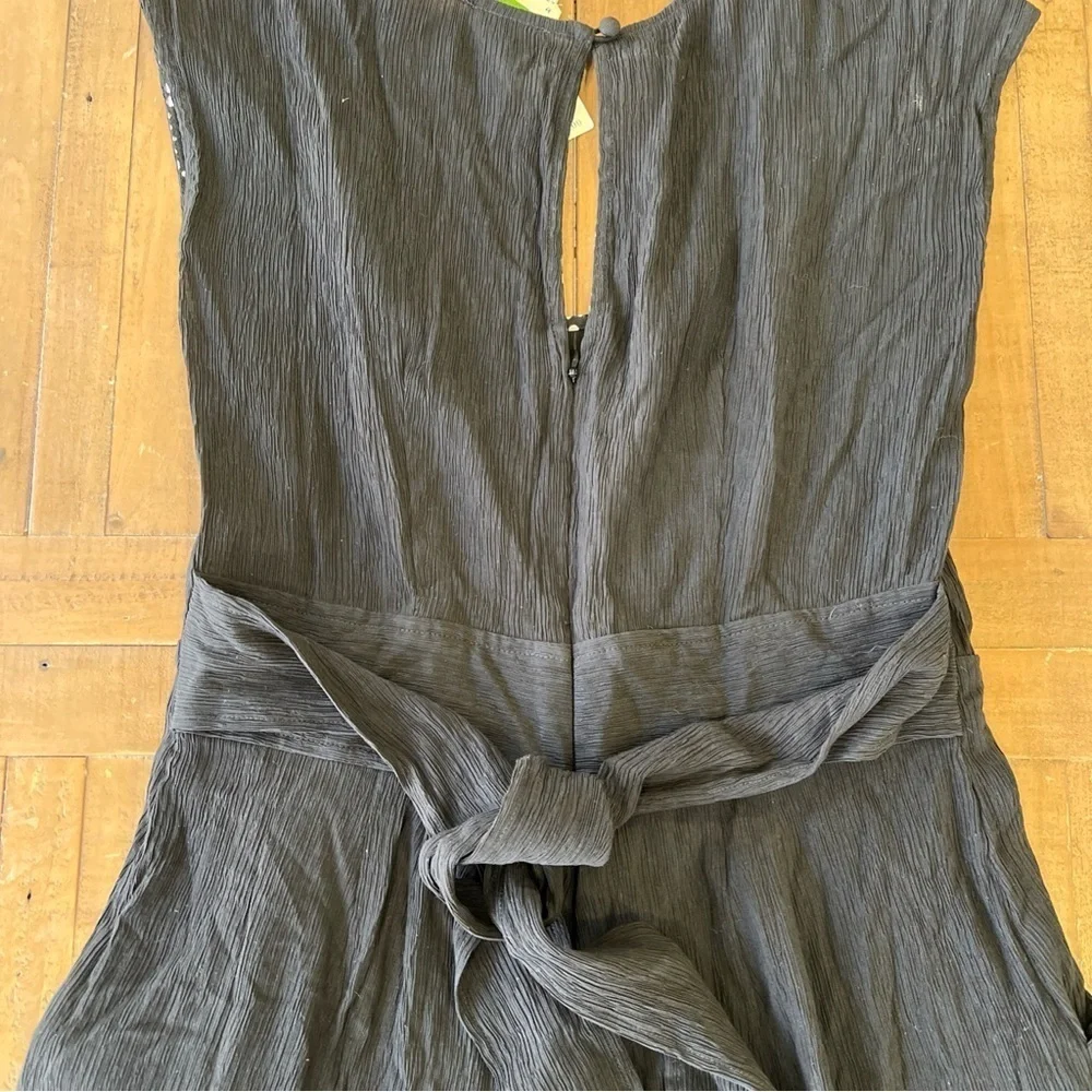 Anthropologie Black Cropped Wide leg Crinkle Cap Sleeve Jumpsuit NWT Size 4
